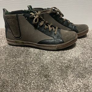 Cushe Shumakers Mark Hi Mens Shoes